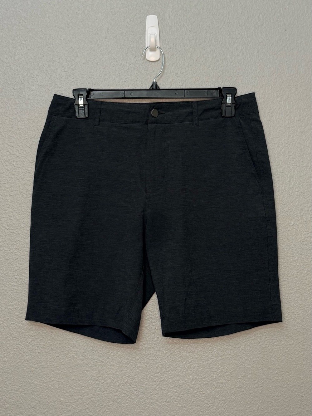 Faherty | All Day Shorts | Charcoal | Waist 33” Inseam 8”